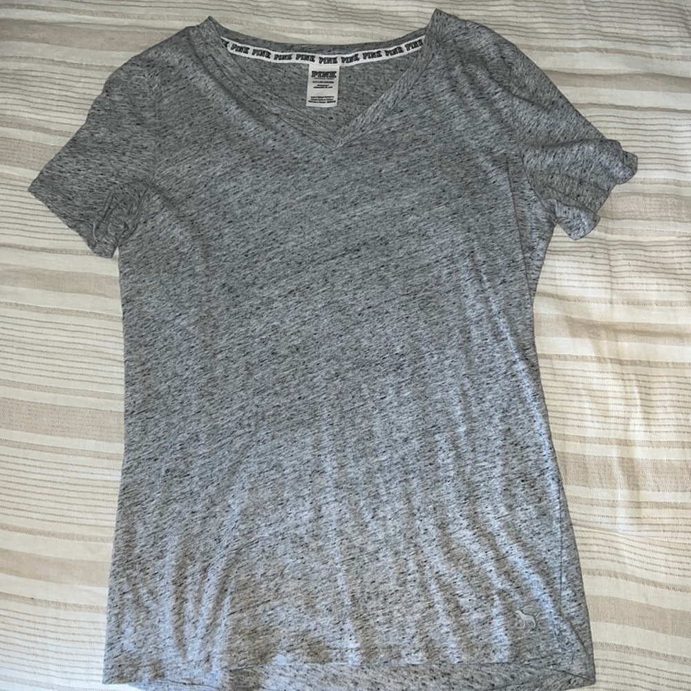 V-neck t shirt